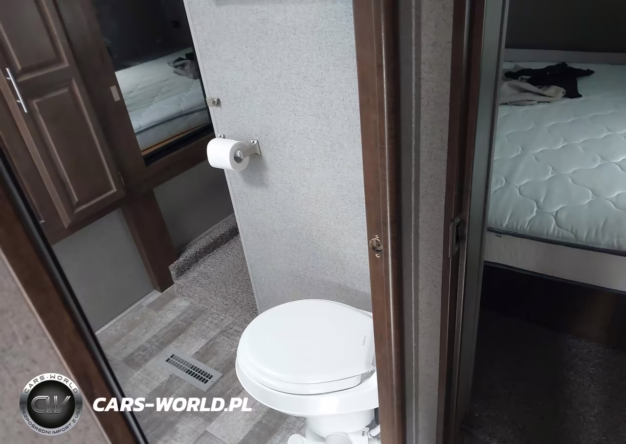 2019 Rockwood By Forest R Ultra Lite Series M- VIN:4X4FRLE29K1888198 - 13