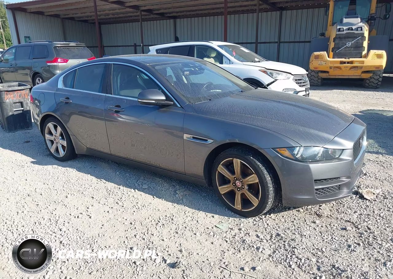 2017 Jaguar Xe 20D Prestige