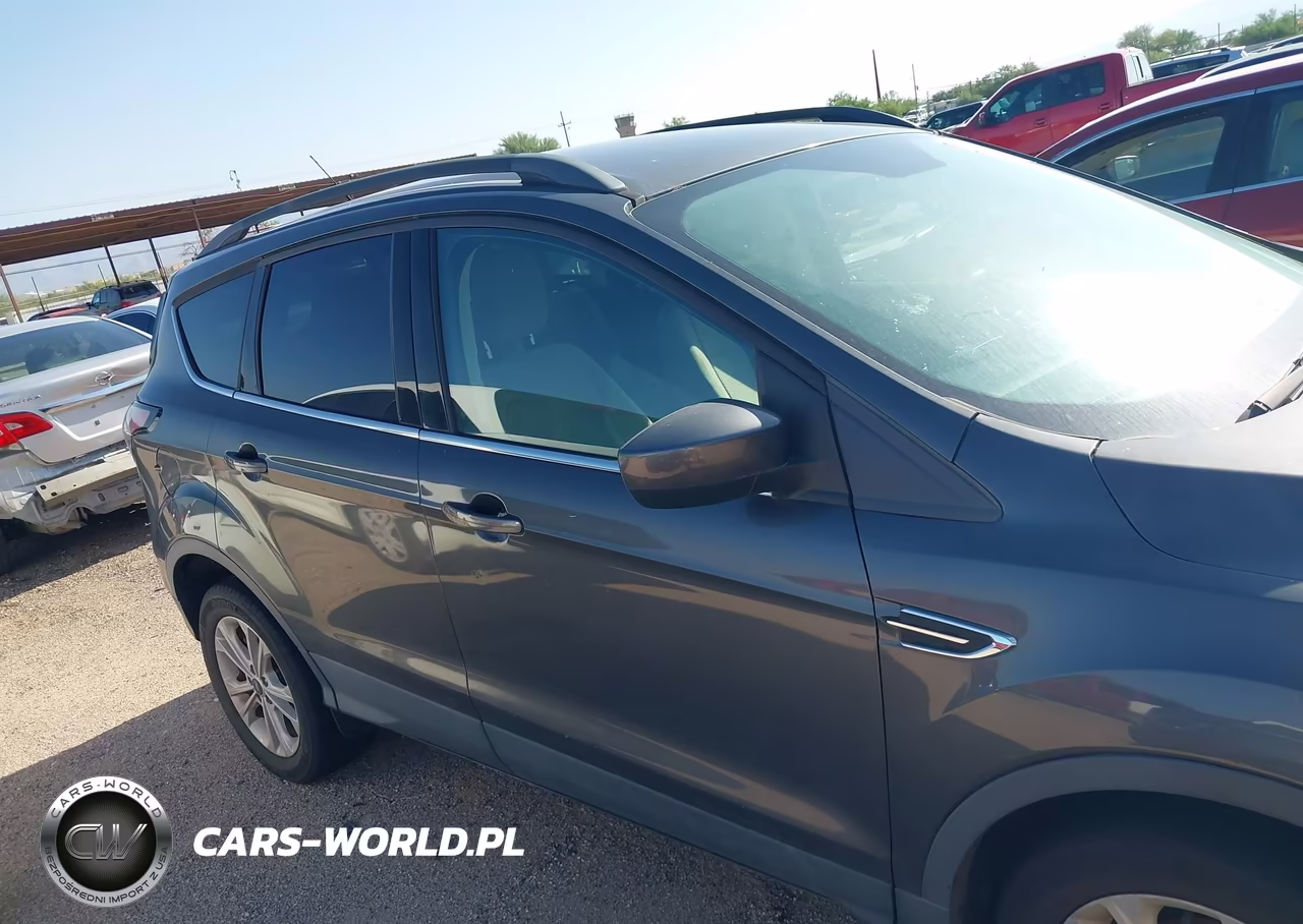 2018 Ford Escape Se VIN:1FMCU0GD5JUB15418 - 13