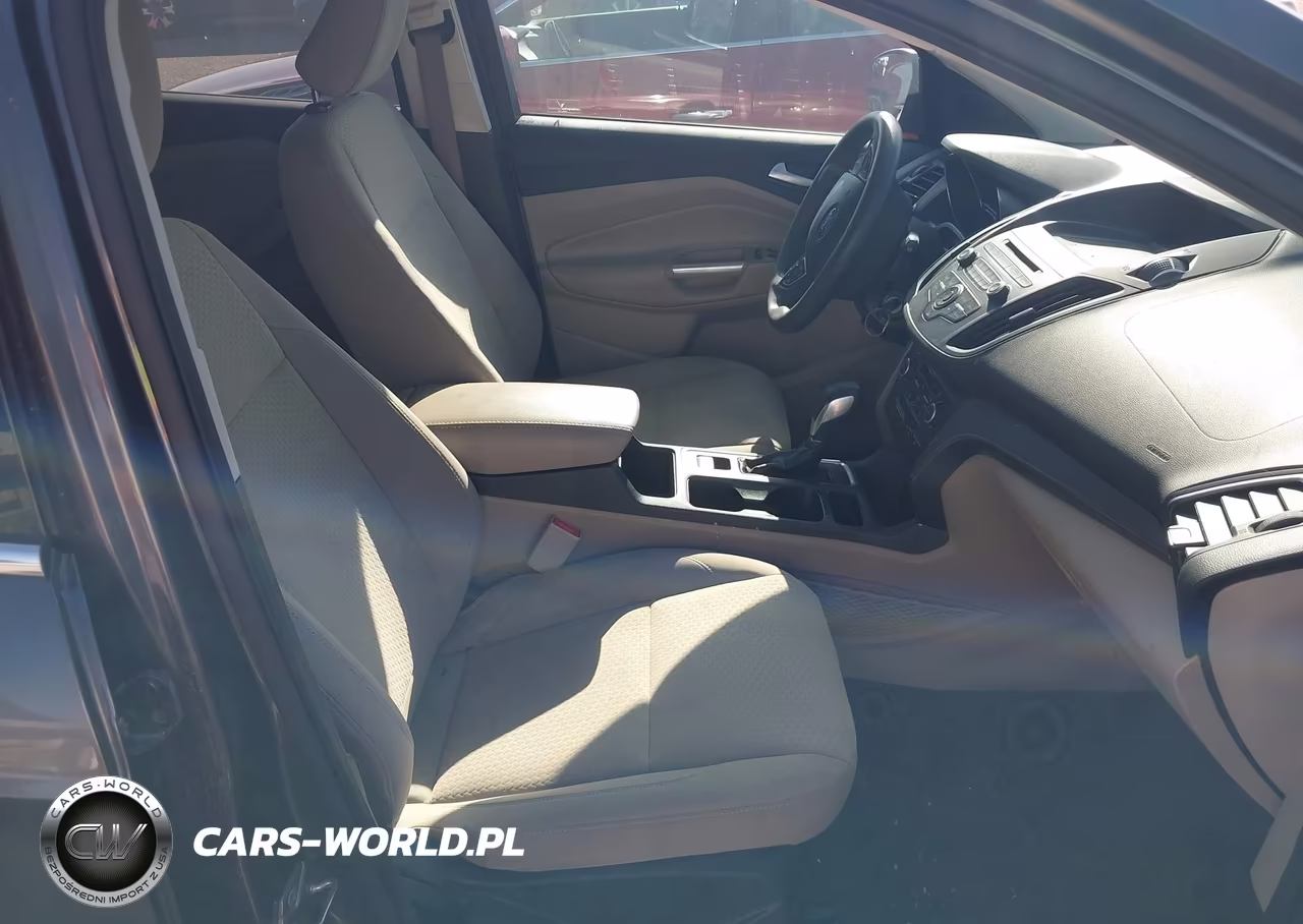 2018 Ford Escape Se VIN:1FMCU0GD5JUB15418 - 5