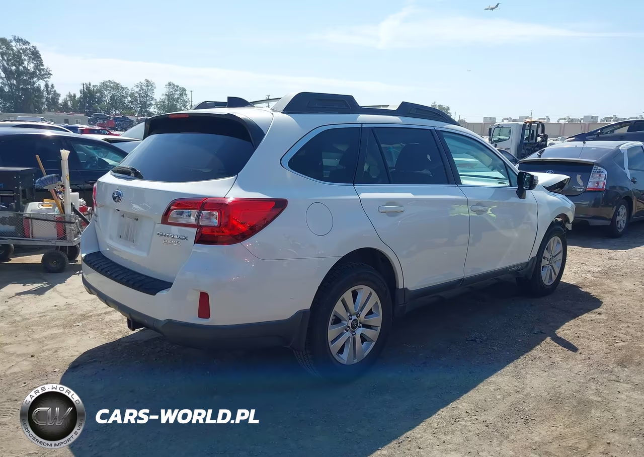 2016 Subaru Outback 2.5I Premium VIN:4S4BSAHC3G3205985 - 4