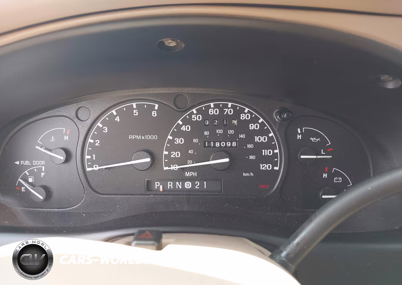 2001 Ford Explorer Eddie Bauer VIN:1FMZU64P51UB21280 - 7