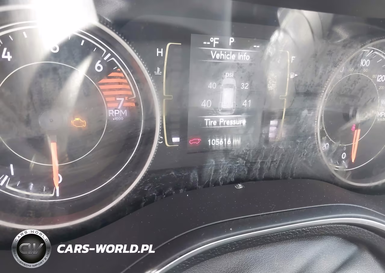 2019 Jeep Cherokee Latitude Fwd VIN:1C4PJLCB2KD490558 - 15