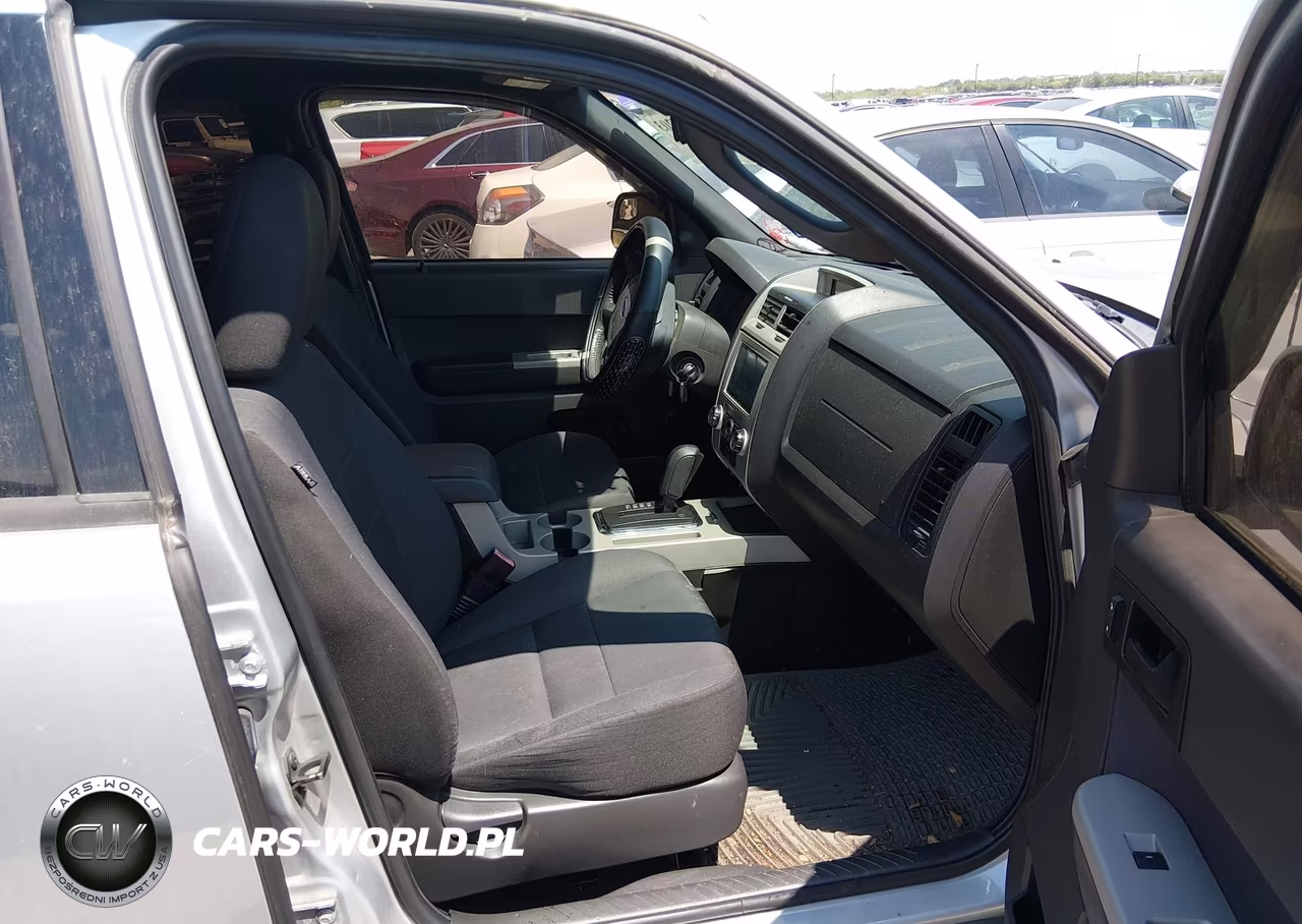 2011 Ford Escape Xlt VIN:1FMCU0DGXBKA31901 - 5