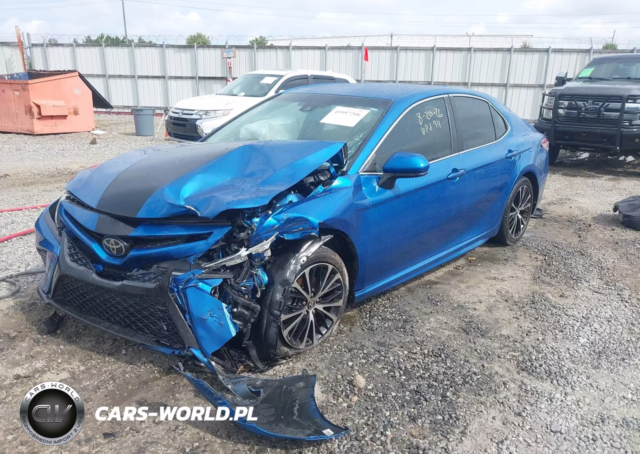 2018 Toyota Camry Se VIN:4T1B11HK1JU033306 - 2