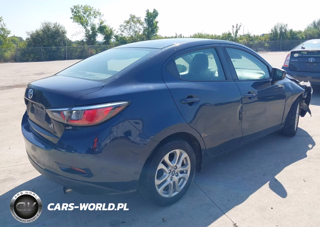 2018 Toyota Yaris Ia VIN:3MYDLBYVXJY326076 - 4