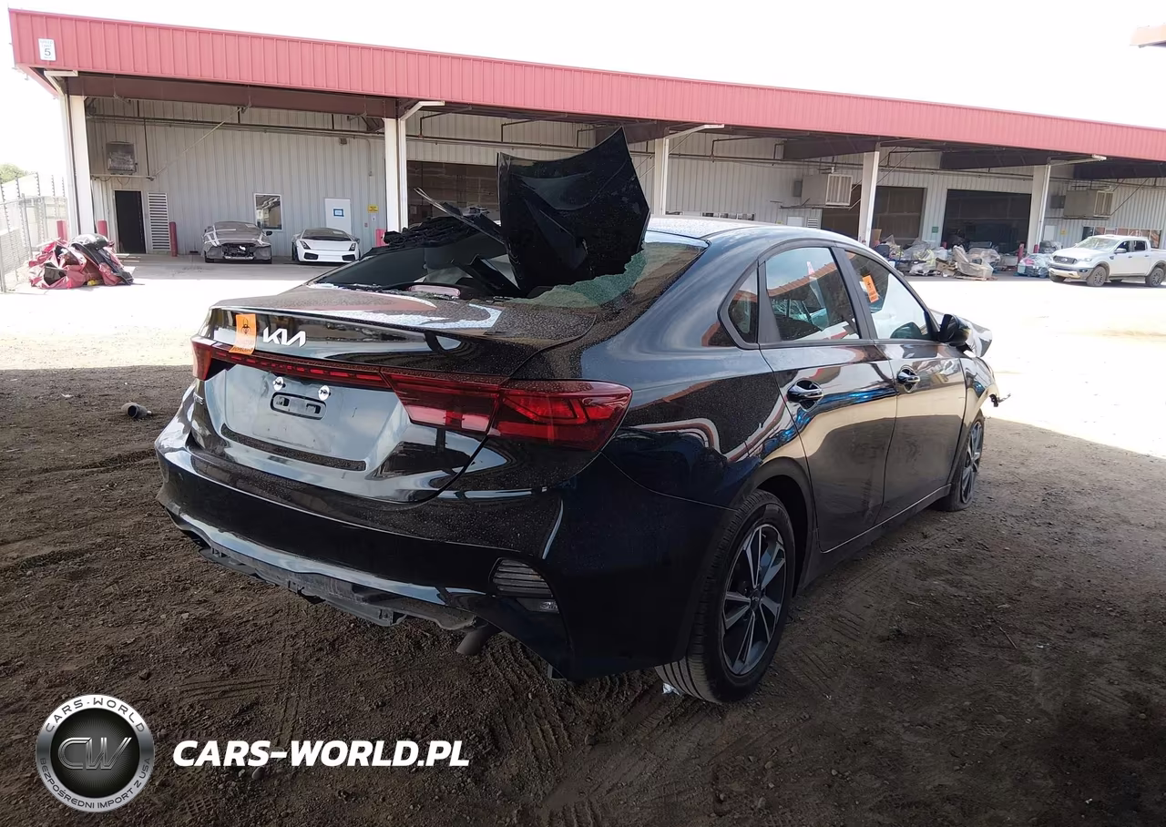 2024 Kia Forte Lxs VIN:3KPF24AD1RE791852 - 4