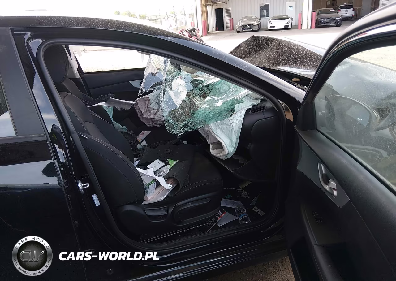 2024 Kia Forte Lxs VIN:3KPF24AD1RE791852 - 5