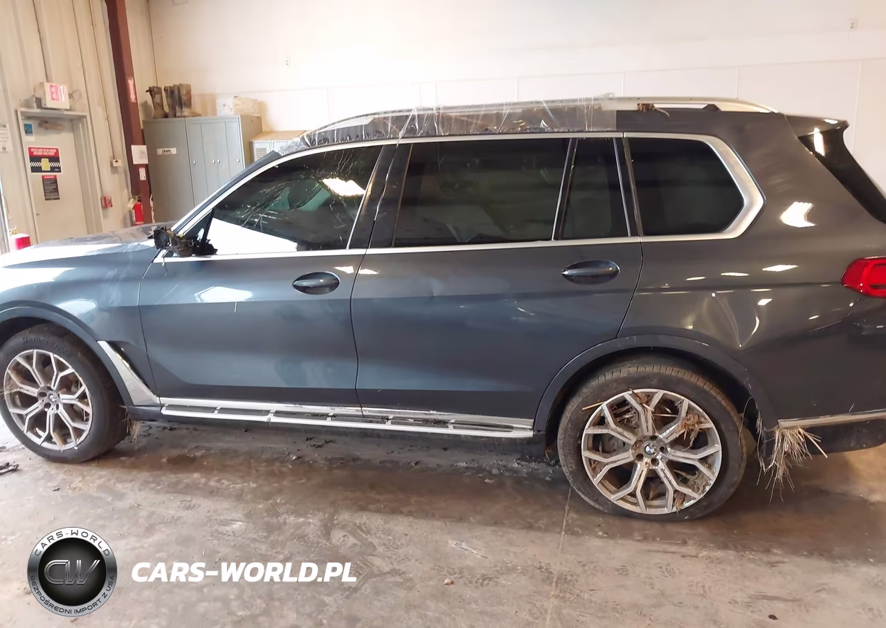 2020 BMW X7 xDrive40I VIN:5UXCW2C09L9A00826 - 14