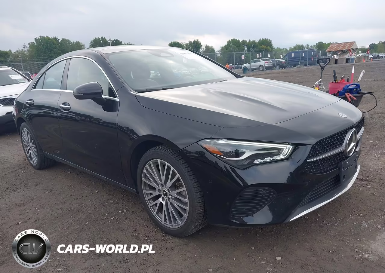 2025 Mercedes-Benz Cla 250 Coupe 4Matic – zdjęcie 1 z 16