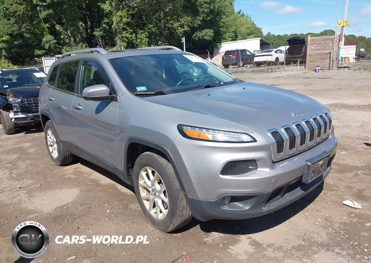 2015 Jeep Cherokee Latitude – zdjęcie 1 z 16