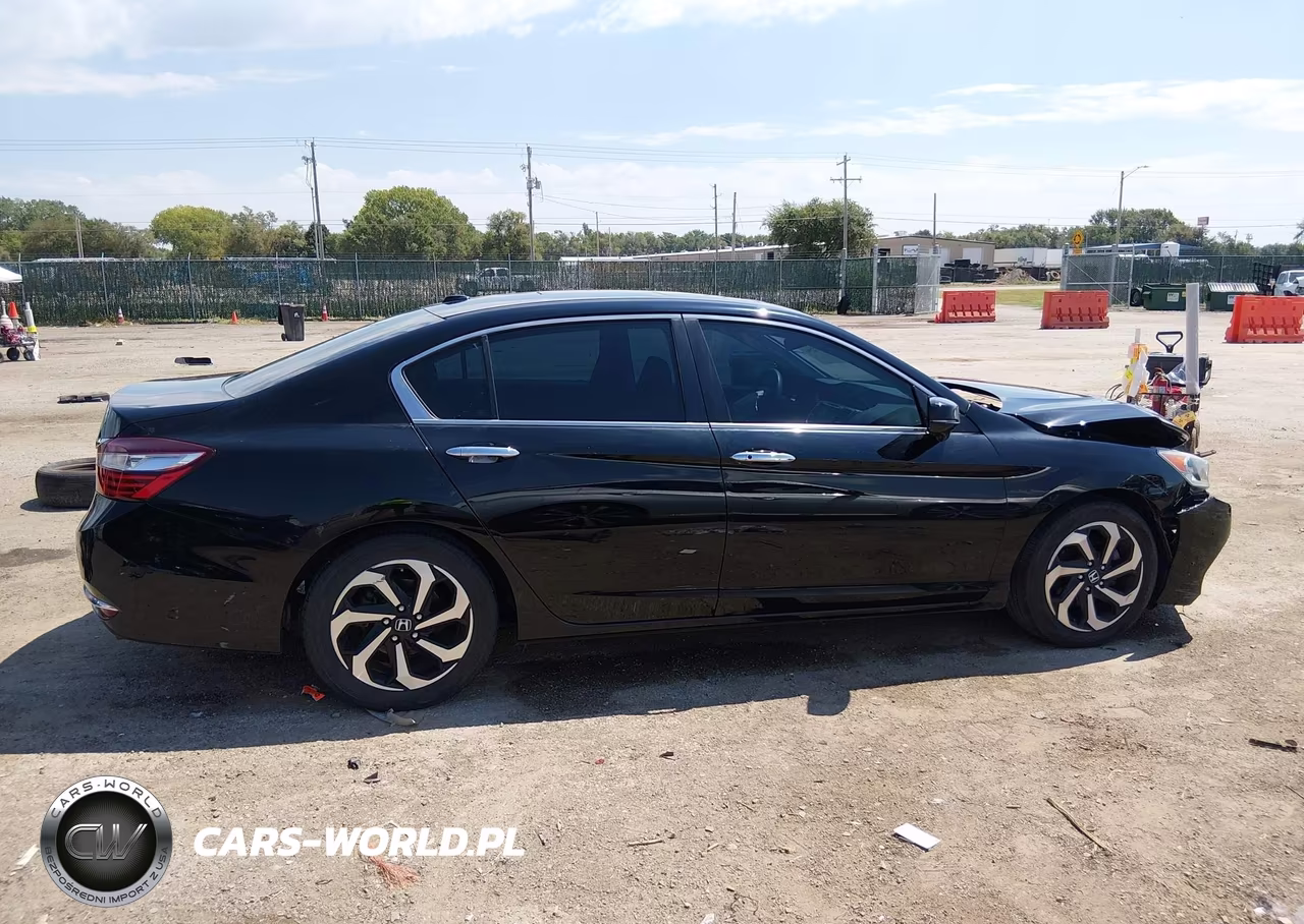 2017 Honda Accord Ex VIN:1HGCR2F74HA131930 - 13