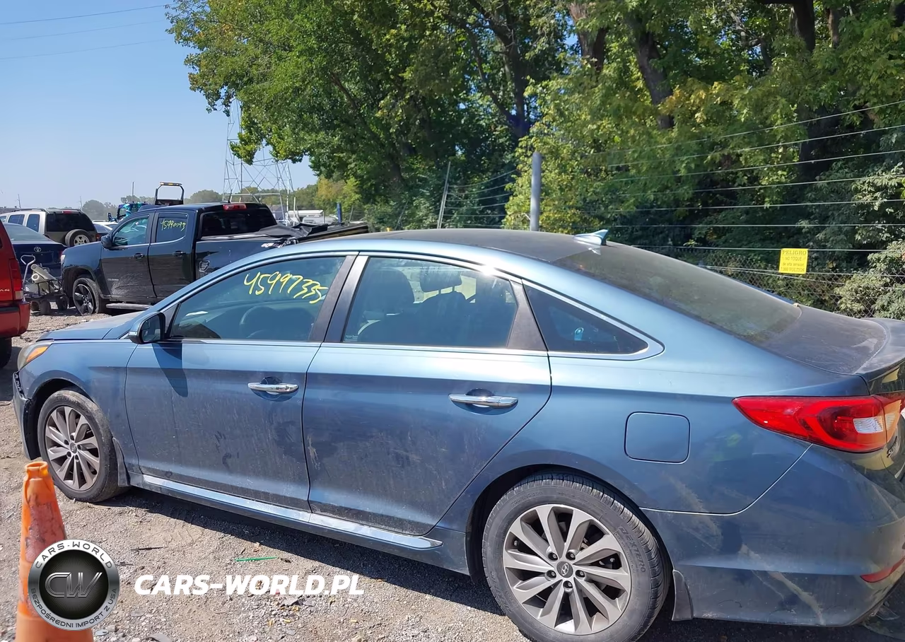 2016 Hyundai Sonata Sport VIN:5NPE34AF5GH393546 - 14