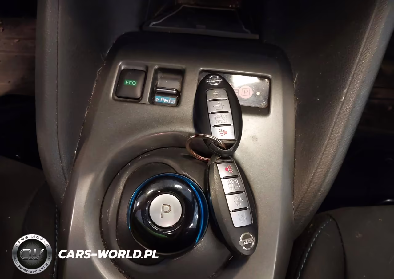 2019 Nissan Leaf S VIN:1N4AZ1CP7KC307035 - 11