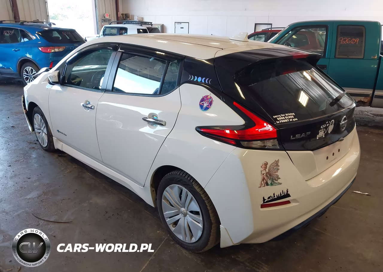 2019 Nissan Leaf S VIN:1N4AZ1CP7KC307035 - 3