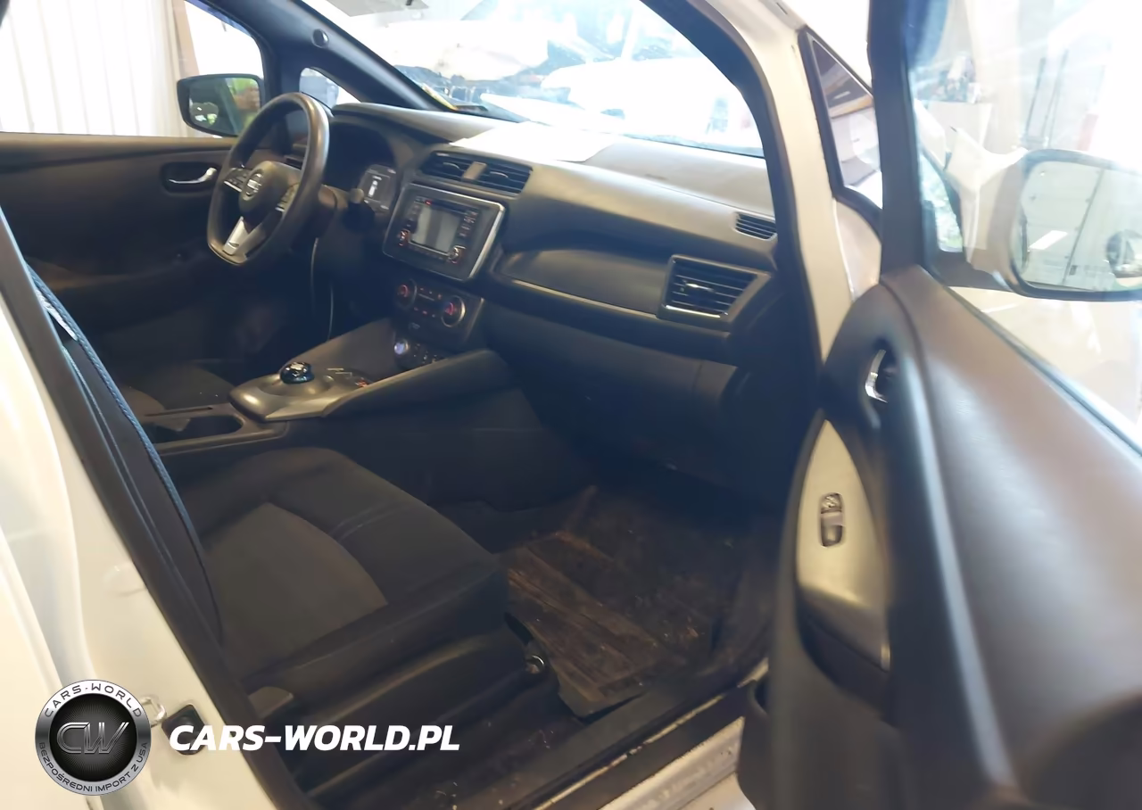 2019 Nissan Leaf S VIN:1N4AZ1CP7KC307035 - 5