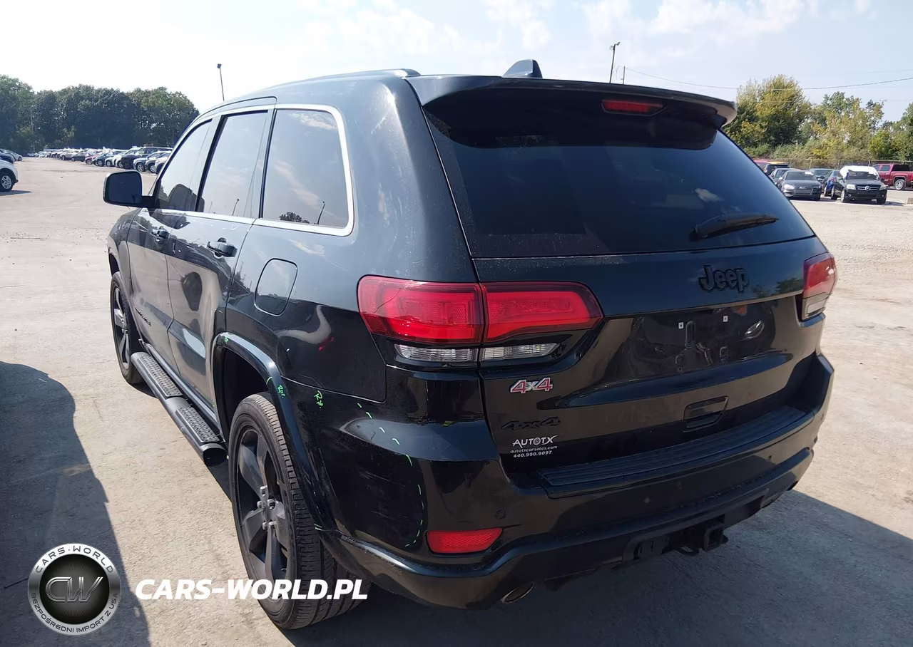 2015 Jeep Grand Cherokee Altitude VIN:1C4RJFAG6FC181518 - 3
