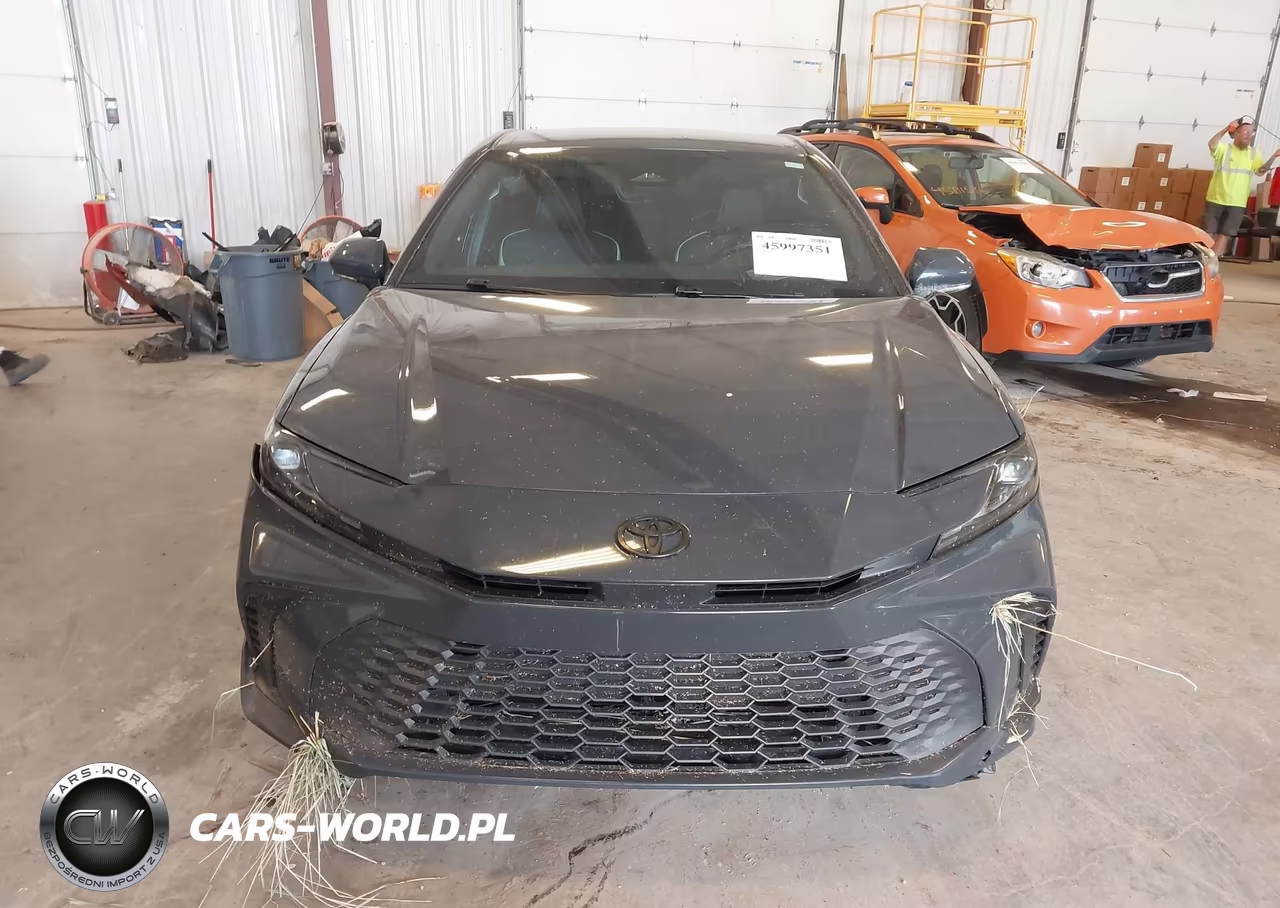 2025 Toyota Camry Se VIN:4T1DBADK5SU004923 - 12