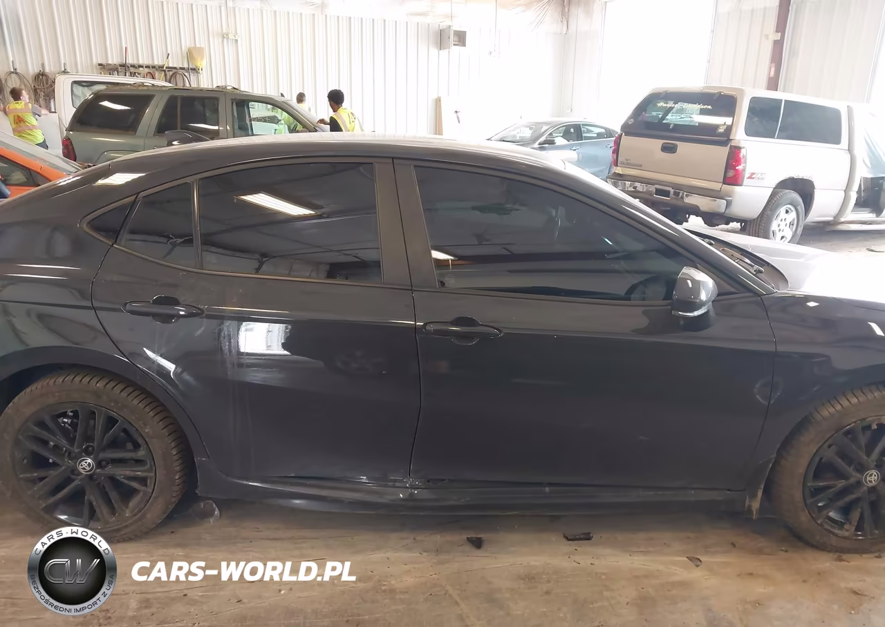 2025 Toyota Camry Se VIN:4T1DBADK5SU004923 - 13