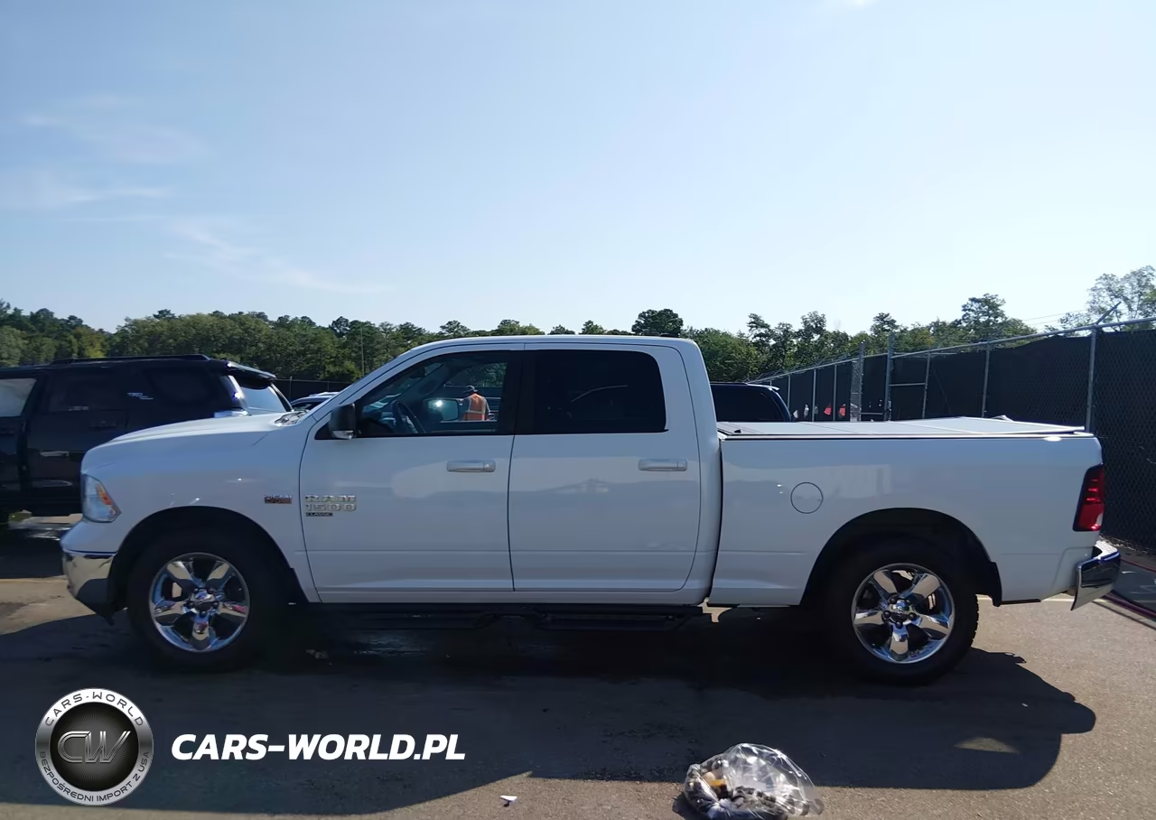 2019 Ram 1500 Classic Big Horn 4X2 6'4 Box VIN:1C6RR6TT9KS721261 - 14