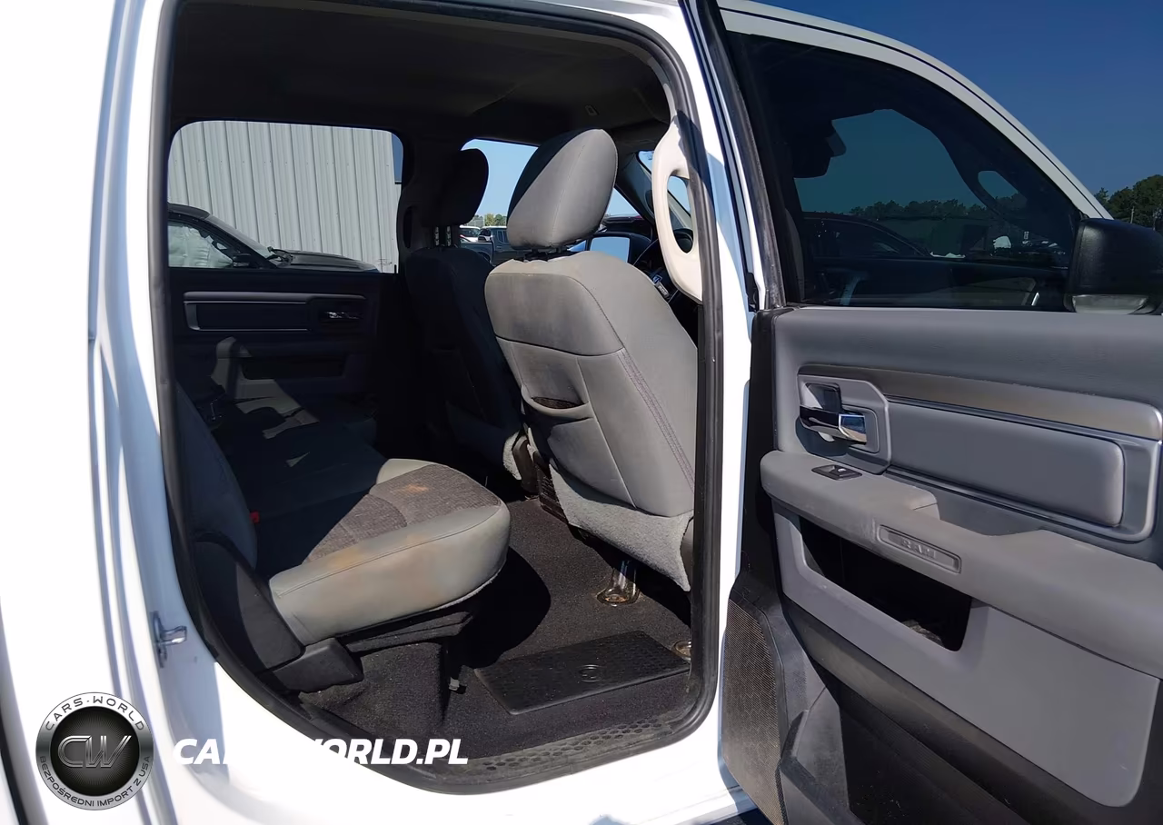 2019 Ram 1500 Classic Big Horn 4X2 6'4 Box VIN:1C6RR6TT9KS721261 - 8