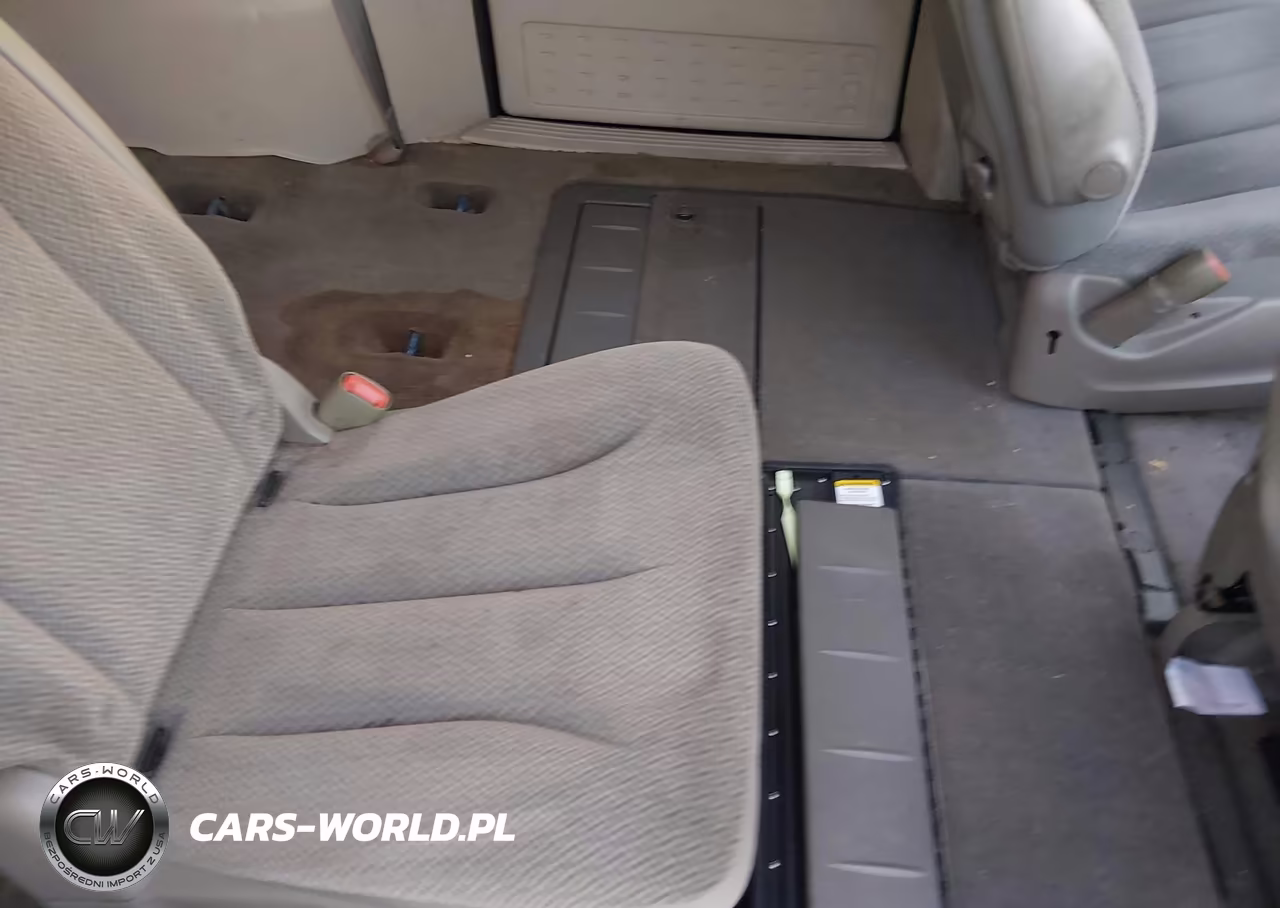 2005 Dodge Grand Caravan Se VIN:2D4GP24R65R142111 - 8