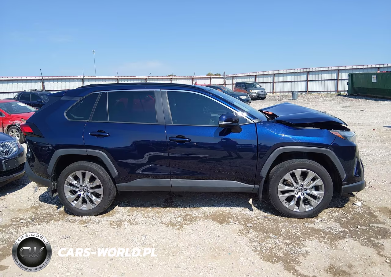 2024 Toyota Rav4 Xle Premium VIN:2T3C1RFVXRW307976 - 13