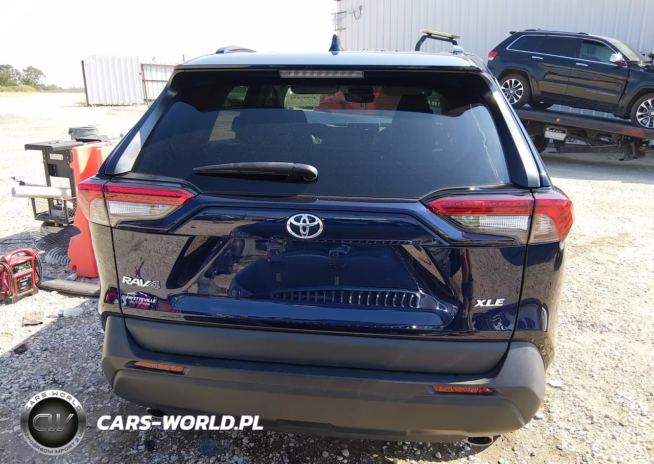 2024 Toyota Rav4 Xle Premium VIN:2T3C1RFVXRW307976 - 16