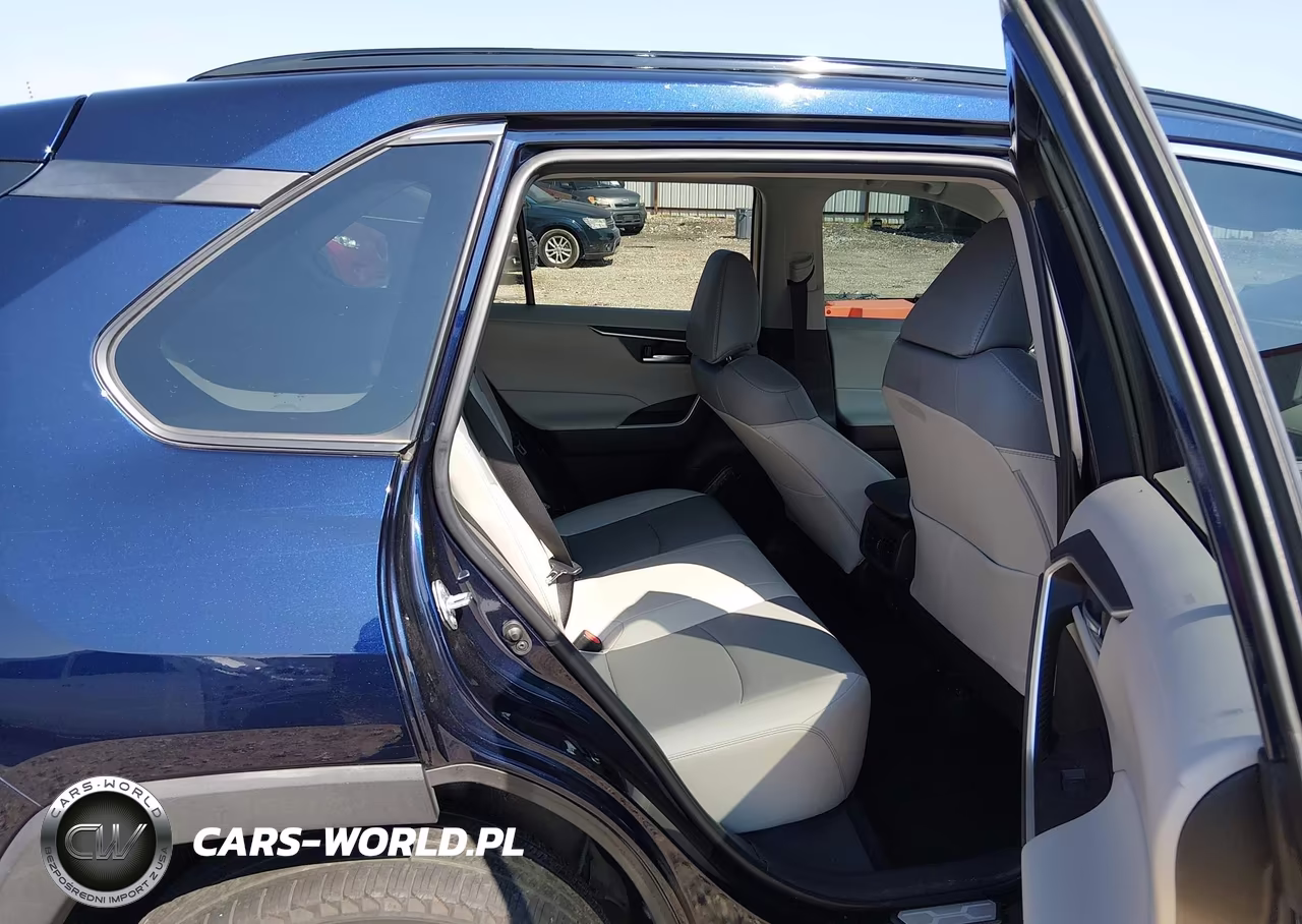 2024 Toyota Rav4 Xle Premium VIN:2T3C1RFVXRW307976 - 8