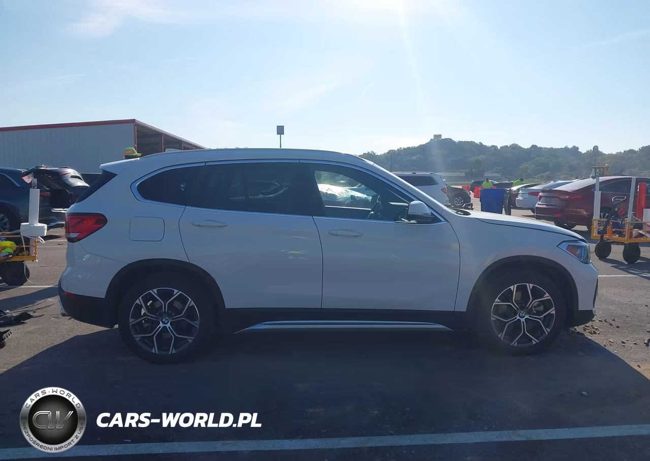 2021 BMW X1 xDrive28I VIN:WBXJG9C07M5U31088 - 14