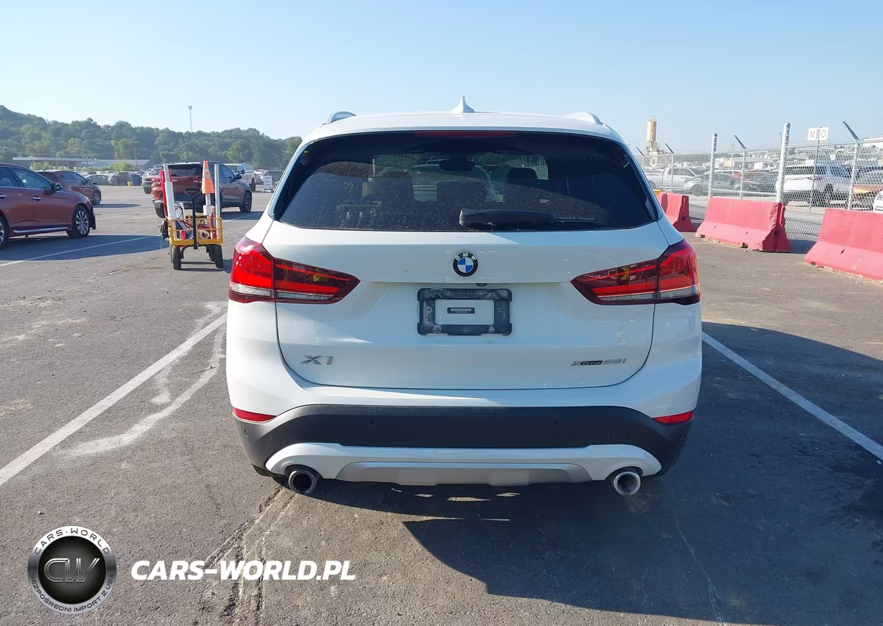 2021 BMW X1 xDrive28I VIN:WBXJG9C07M5U31088 - 17