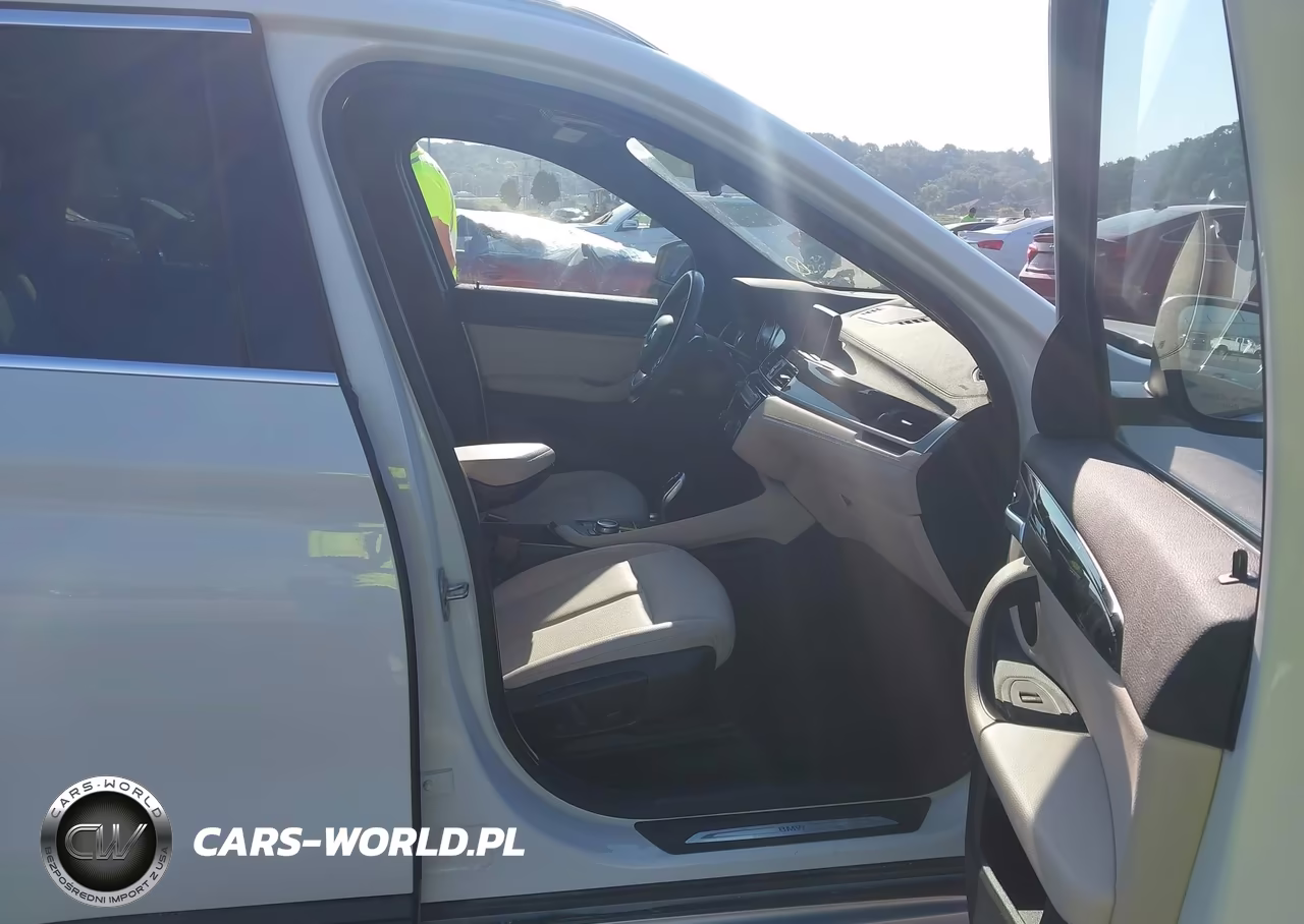 2021 BMW X1 xDrive28I VIN:WBXJG9C07M5U31088 - 5