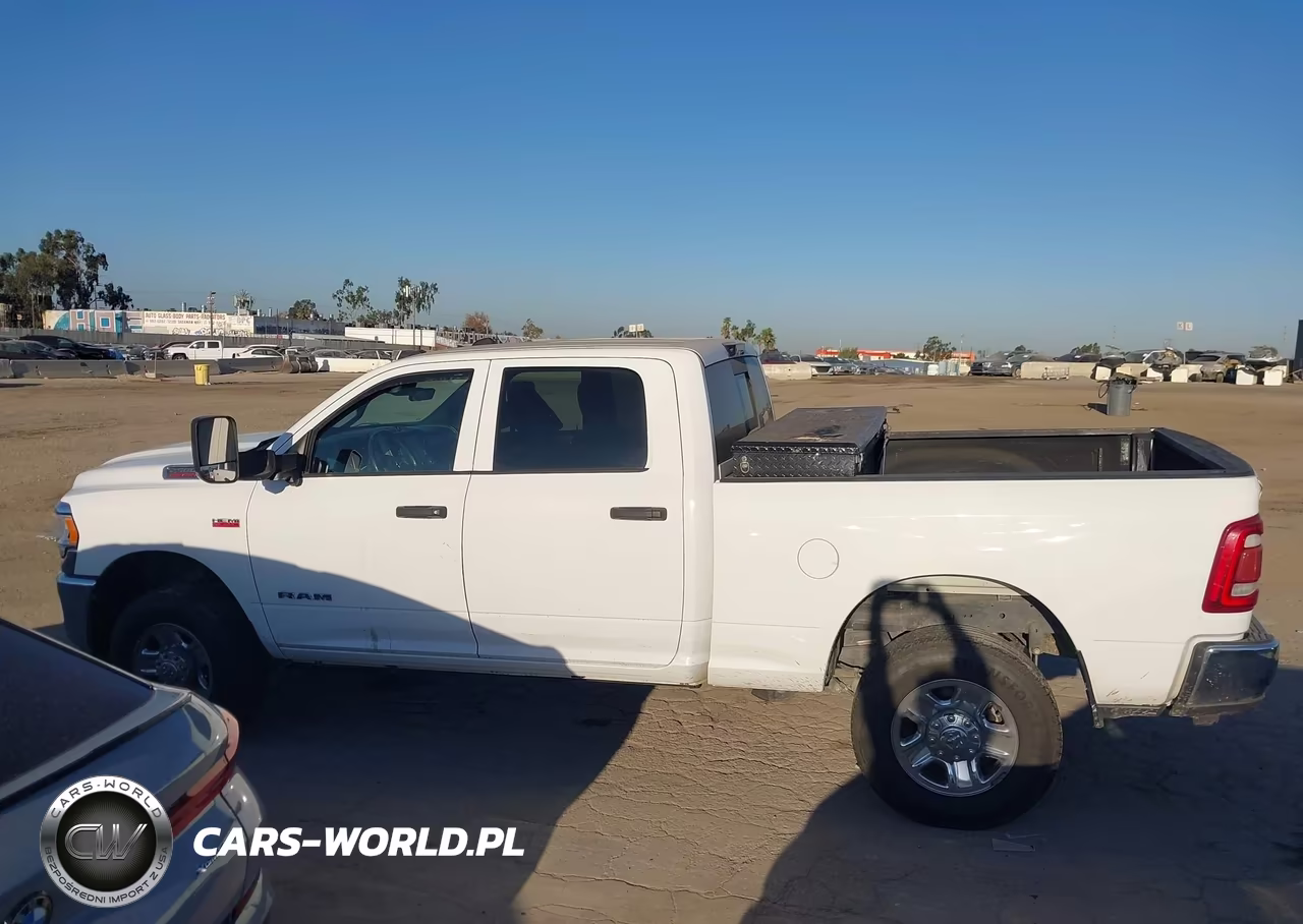 2022 Ram 2500 Tradesman 4X4 6'4 Box VIN:3C6UR5CJ1NG103589 - 14