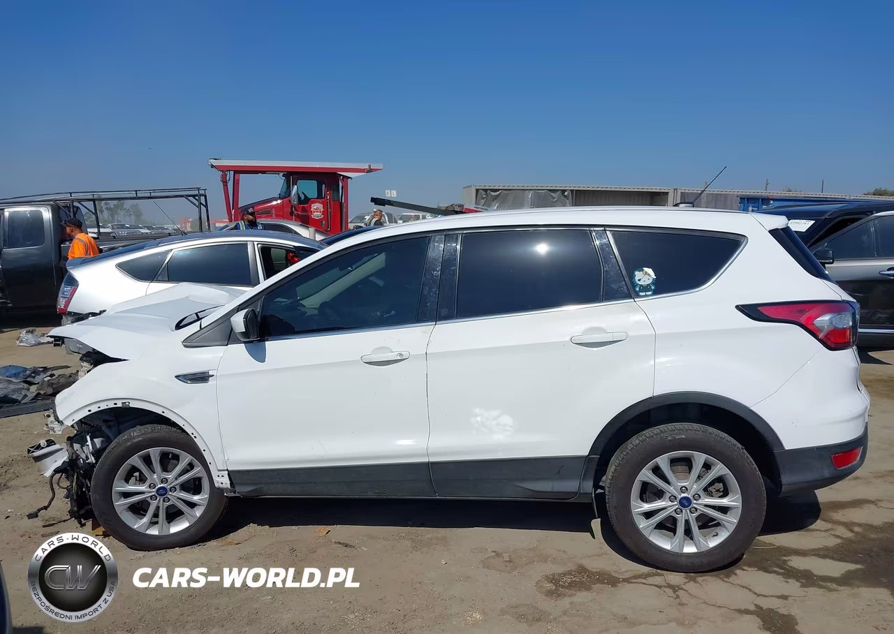 2017 Ford Escape Se VIN:1FMCU0GD5HUE76867 - 14