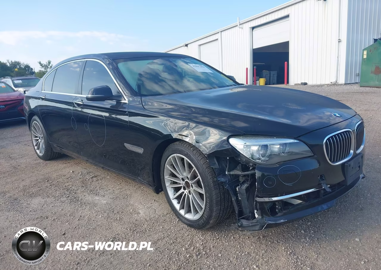 2013 BMW 750Li xDrive