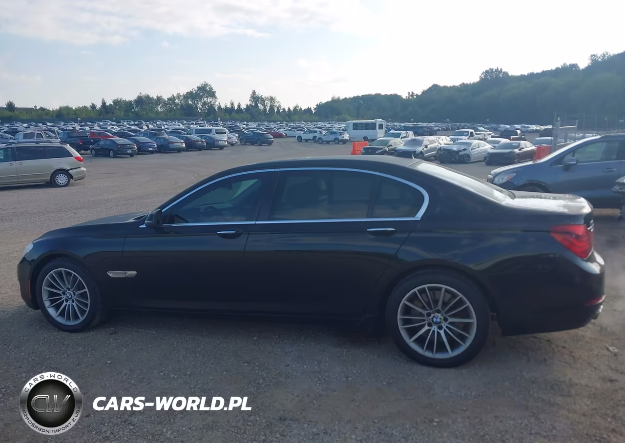 2013 BMW 750Li xDrive VIN:WBAYF8C56DDE59362 - 14