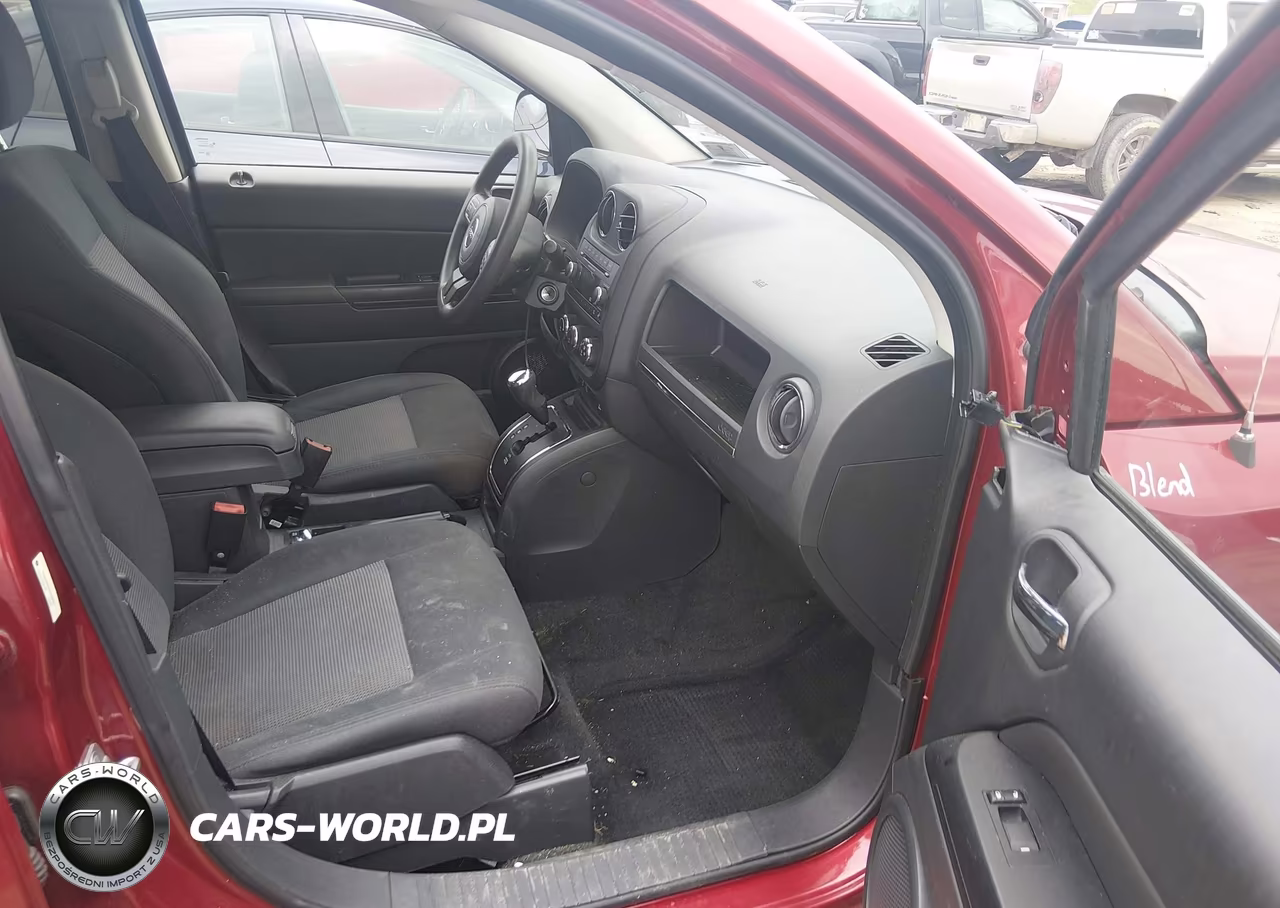 2012 Jeep Compass Sport VIN:1C4NJDBB5CD630697 - 5
