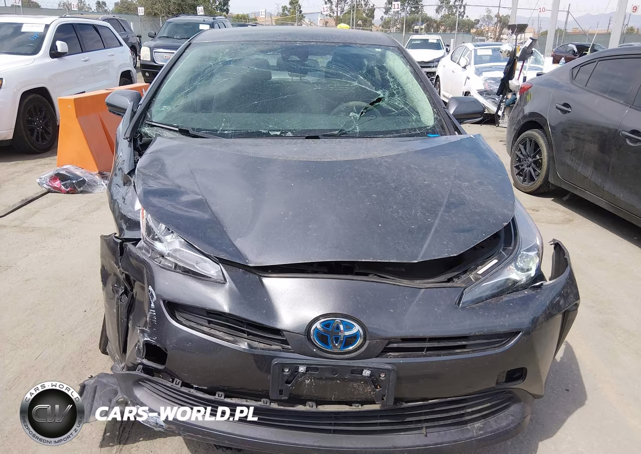 2021 Toyota Prius L Eco VIN:JTDKAMFU3M3133427 - 16