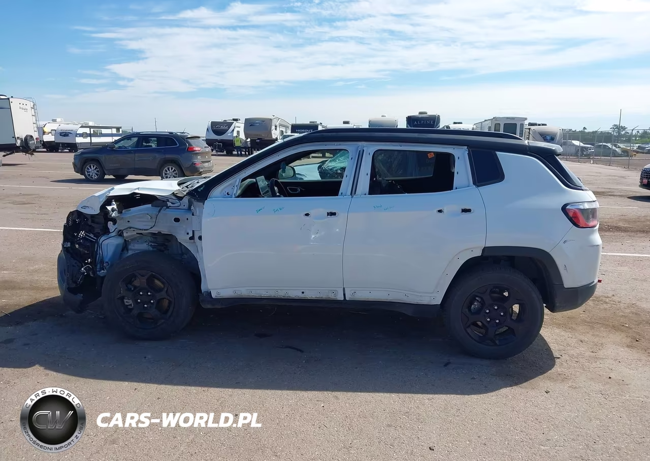 2023 Jeep Compass Trailhawk 4X4 VIN:3C4NJDDN9PT526804 - 14