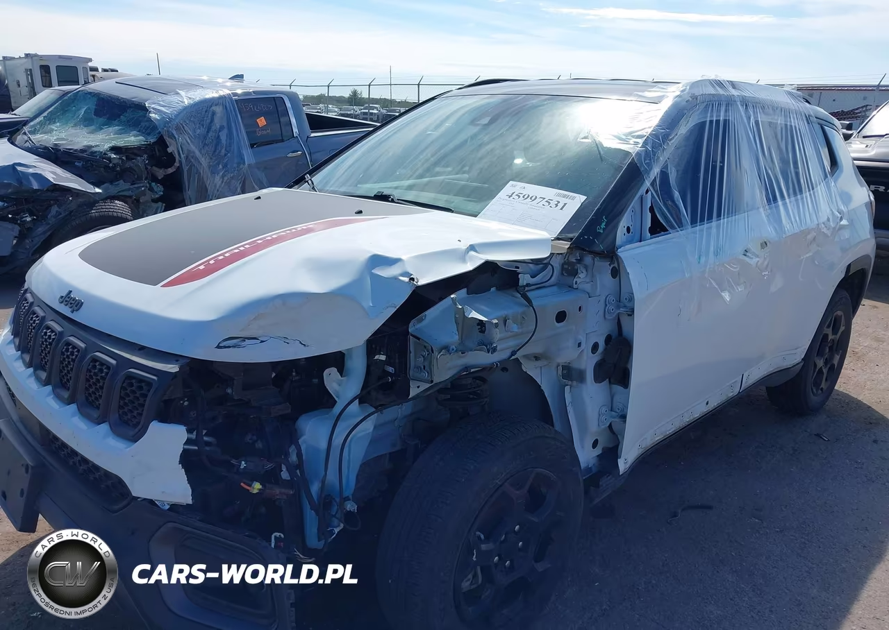 2023 Jeep Compass Trailhawk 4X4 VIN:3C4NJDDN9PT526804 - 6