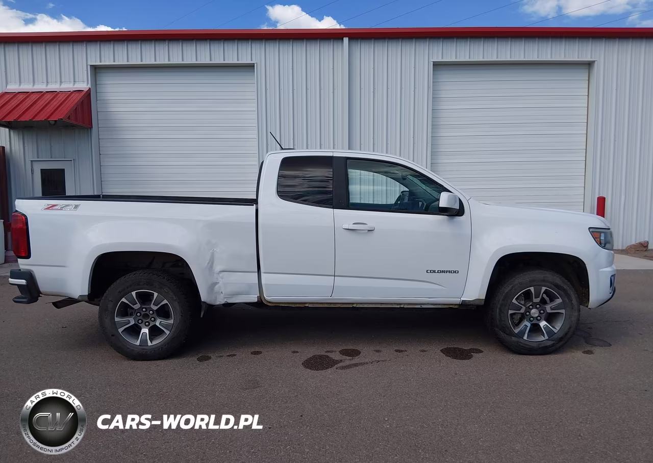 2018 Chevrolet Colorado Z71 VIN:1GCHTDEN0J1237699 - 18