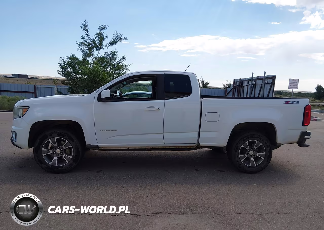 2018 Chevrolet Colorado Z71 VIN:1GCHTDEN0J1237699 - 19