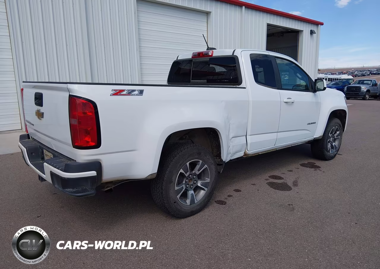 2018 Chevrolet Colorado Z71 VIN:1GCHTDEN0J1237699 - 4