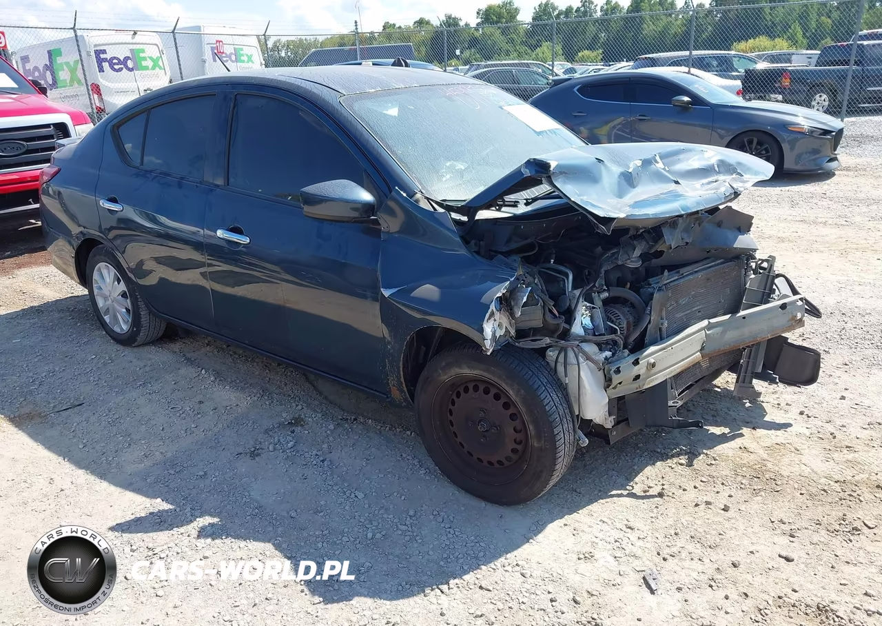 2017 Nissan Versa 1.6 Sv