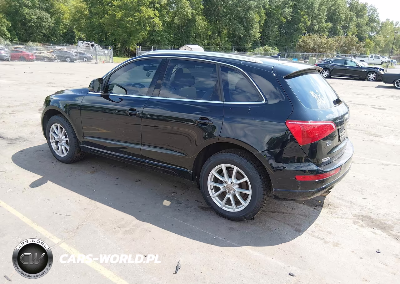 2011 Audi Q5 Premium Plus VIN:WA1LFAFP5BA032794 - 3