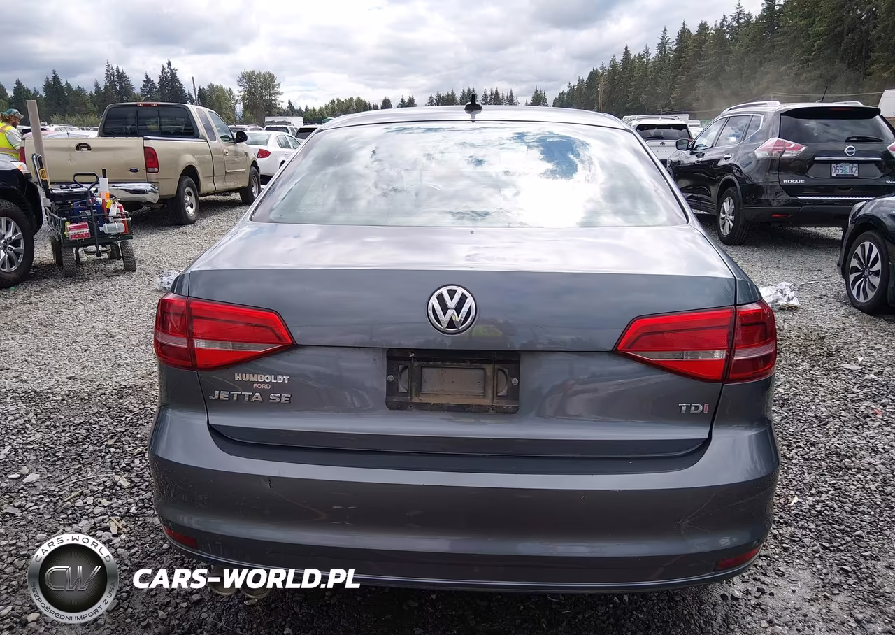 2015 Volkswagen Jetta 2.0L Tdi S VIN:3VWLA7AJ4FM211649 - 16