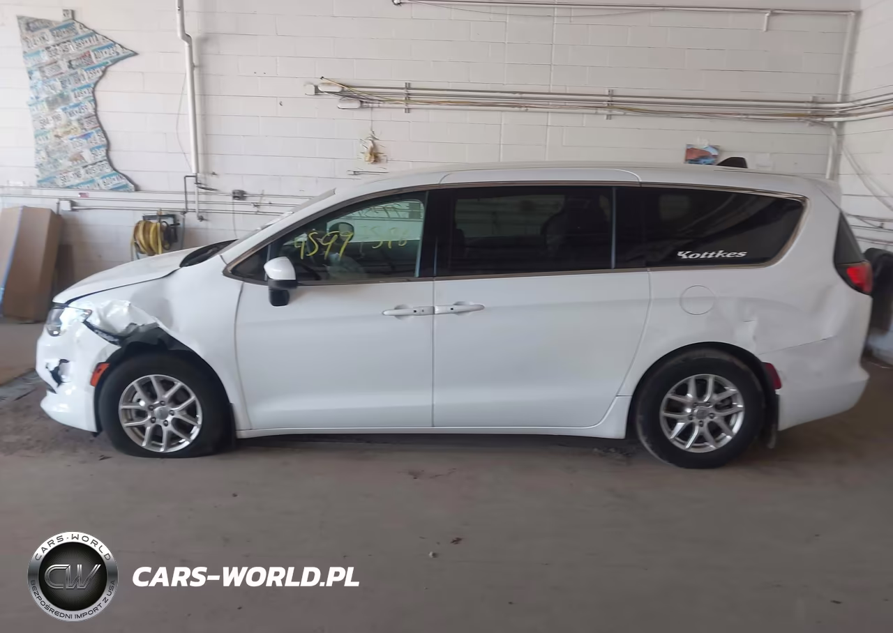 2023 Chrysler Voyager Lx VIN:2C4RC1CG2PR551107 - 14