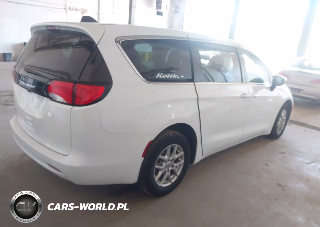 2023 Chrysler Voyager Lx VIN:2C4RC1CG2PR551107 - 4