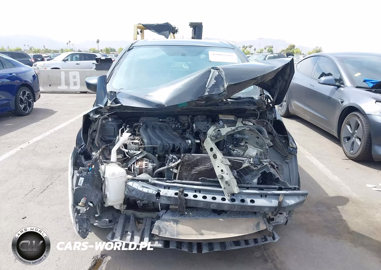 2015 Nissan Versa Note S Plus VIN:3N1CE2CP8FL441652 - 13