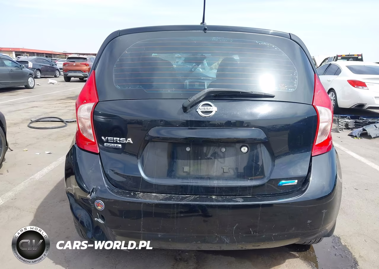 2015 Nissan Versa Note S Plus VIN:3N1CE2CP8FL441652 - 17